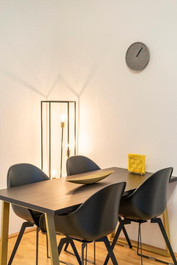 Josef's I Maxi I Near Uno, Vic Appartement *